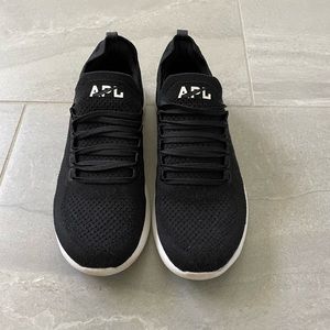 APL Techloom Breeze Size 8